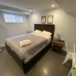 Yonge And Finch Subway !s Spacious And Modern Private Bd With Shared Bathroom Homestay Toronto